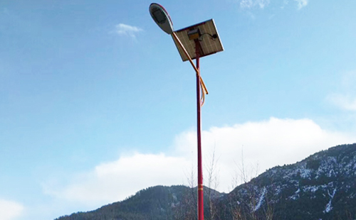 如何选择高质量的比如太阳能路灯材料：全方位指南