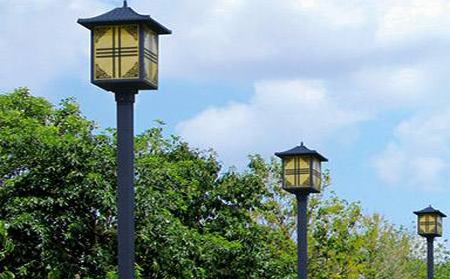 太阳能比如庭院灯怎么选亮度与续航更耐用 太阳能比如庭院灯怎么选亮度与续航更耐用